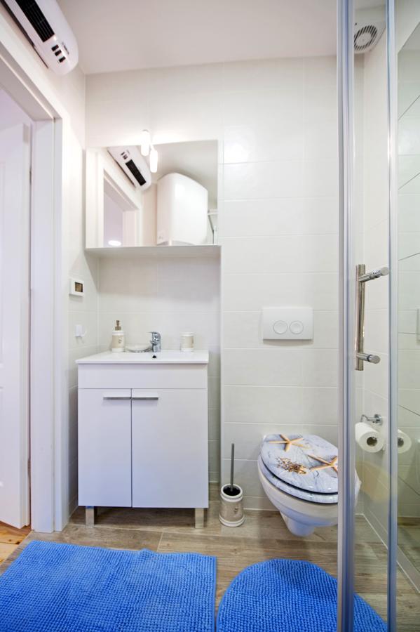 La Svalba Rooms & Studios Rovinj Exterior photo