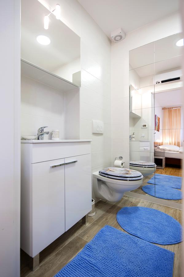 La Svalba Rooms & Studios Rovinj Exterior photo